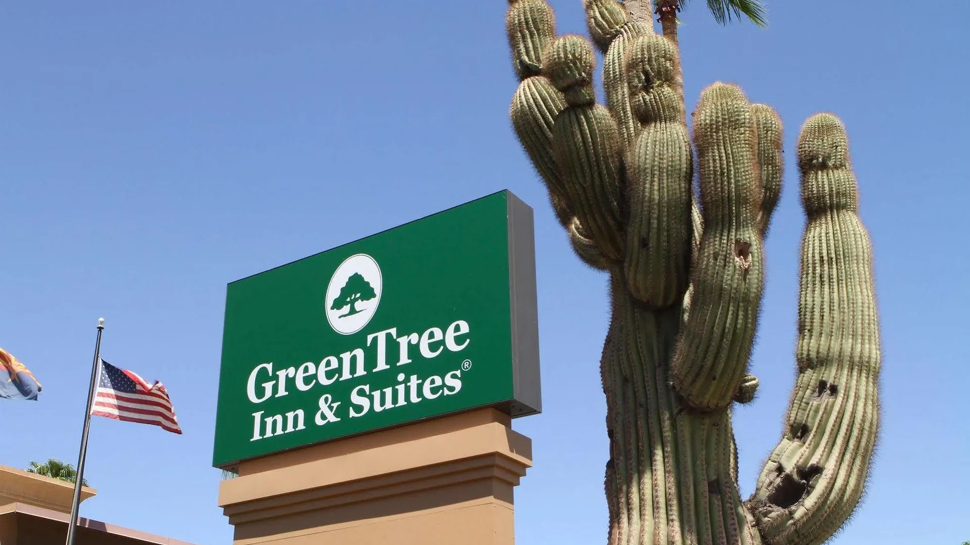 Hotel Greentree Inn & Suites Phoenix Sky Harbor