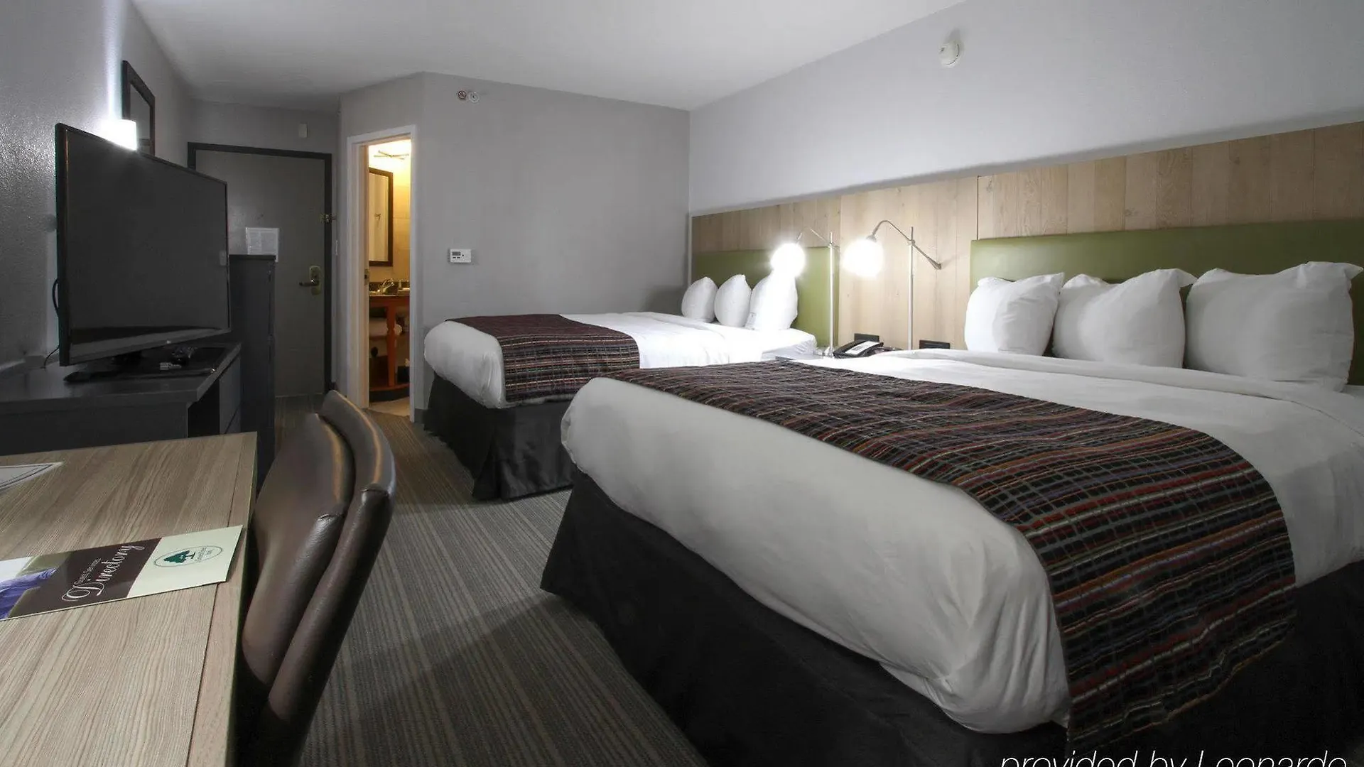 Hotel Greentree Inn & Suites Phoenix Sky Harbor
