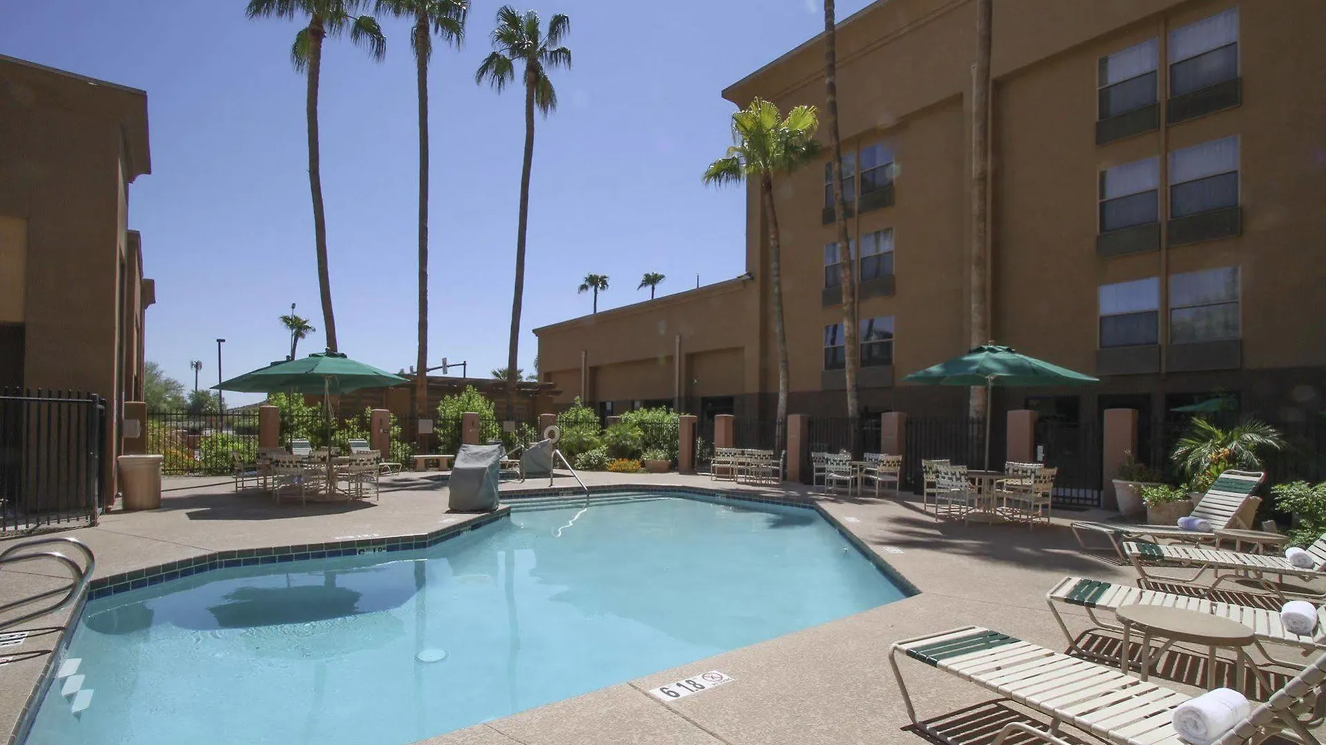 Greentree Inn & Suites Phoenix Sky Harbor United States