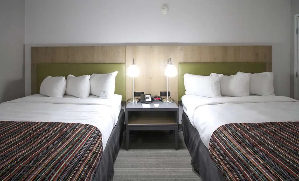 Greentree Inn & Suites Phoenix Sky Harbor Отель