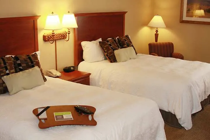 Greentree Inn & Suites Phoenix Sky Harbor